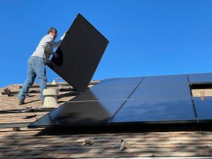 How Community Solar Programs Make Money